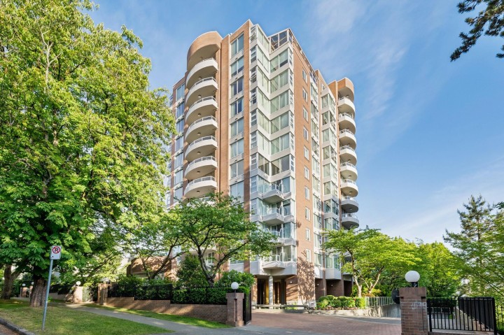Photo 1 at 901 - 2350 W 39th Avenue, Kerrisdale, Vancouver West