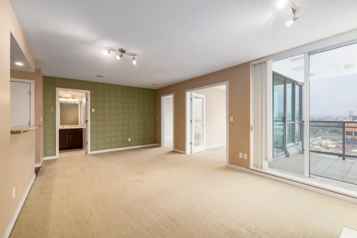 Photo 13 at 803 - 120 Milross Avenue, Downtown VE, Vancouver East