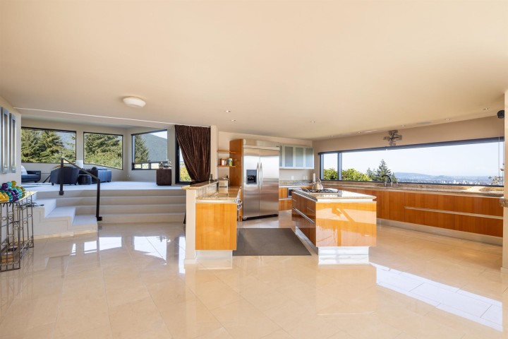 Photo 12 at 1109 Hillside Road, British Properties, West Vancouver
