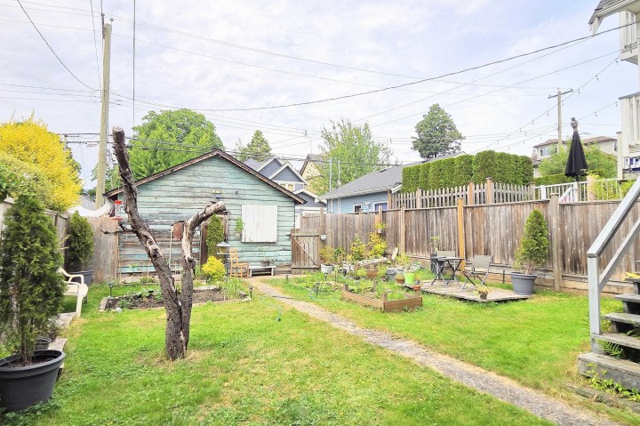 Photo 3 at 1761 William Street, Grandview Woodland, Vancouver East