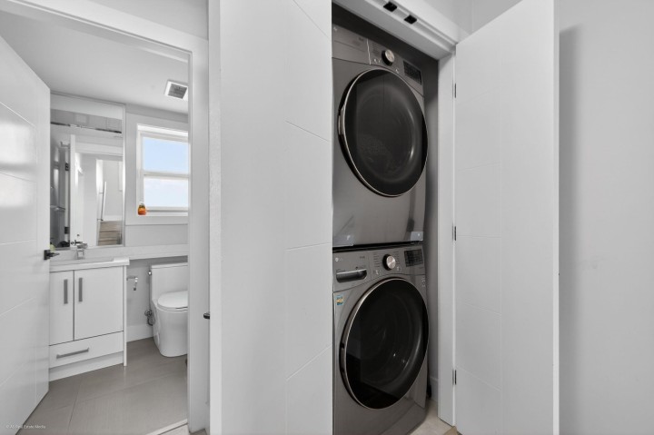 Photo 18 at 6749 Knight Street, South Vancouver, Vancouver East