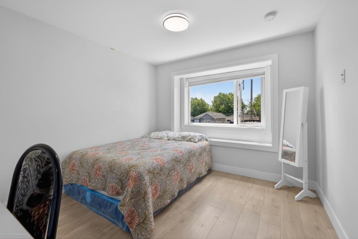 Photo 15 at 6749 Knight Street, South Vancouver, Vancouver East