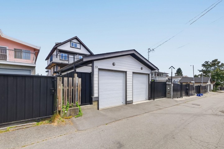 Photo 31 at 6749 Knight Street, South Vancouver, Vancouver East