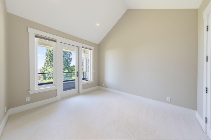 Photo 27 at 2645 Rosebery Avenue, Queens, West Vancouver
