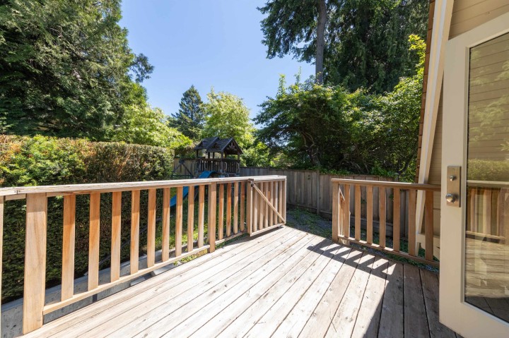 Photo 24 at 2645 Rosebery Avenue, Queens, West Vancouver