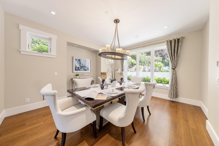 Photo 8 at 2645 Rosebery Avenue, Queens, West Vancouver