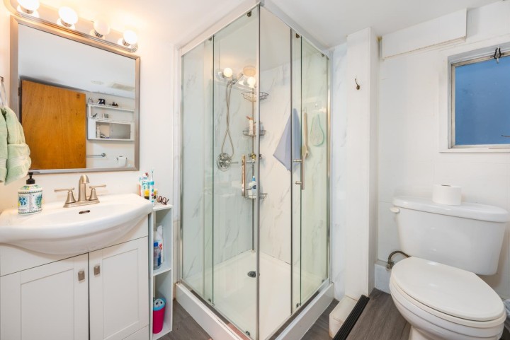 Photo 17 at 3627 W 7th Avenue, Kitsilano, Vancouver West