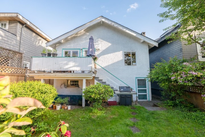 Photo 21 at 3627 W 7th Avenue, Kitsilano, Vancouver West