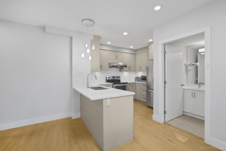 Photo 7 at 13 - 2717 Horley Street, Collingwood VE, Vancouver East