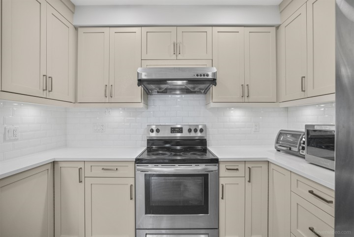 Photo 5 at 13 - 2717 Horley Street, Collingwood VE, Vancouver East