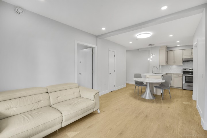 Photo 9 at 13 - 2717 Horley Street, Collingwood VE, Vancouver East