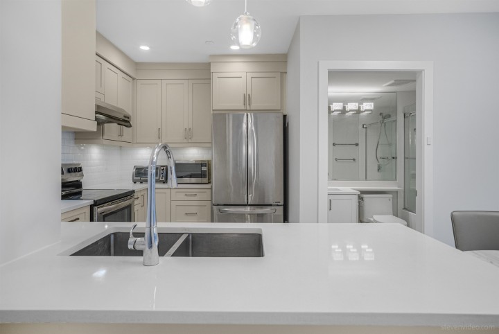 Photo 4 at 13 - 2717 Horley Street, Collingwood VE, Vancouver East