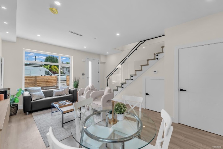 Photo 6 at 1 - 5779 Clarendon Street, Killarney VE, Vancouver East