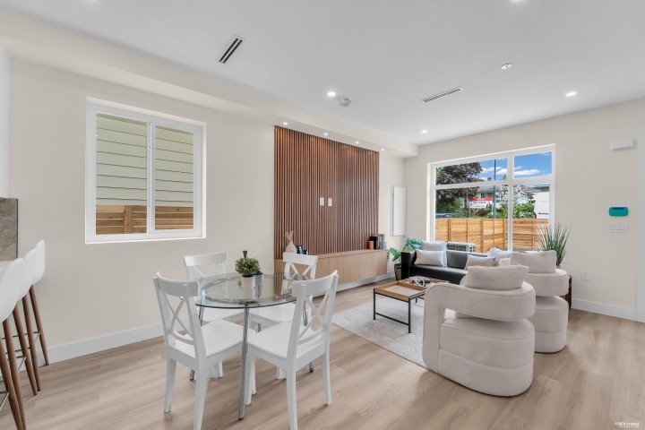 Photo 8 at 1 - 5779 Clarendon Street, Killarney VE, Vancouver East
