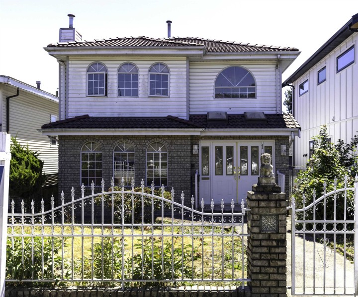 Photo 1 at 1266 E 63rd Avenue, South Vancouver, Vancouver East
