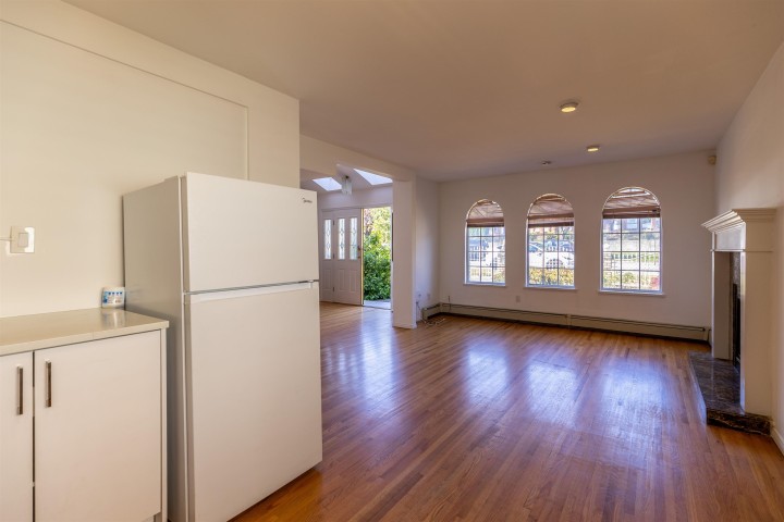 Photo 5 at 1266 E 63rd Avenue, South Vancouver, Vancouver East