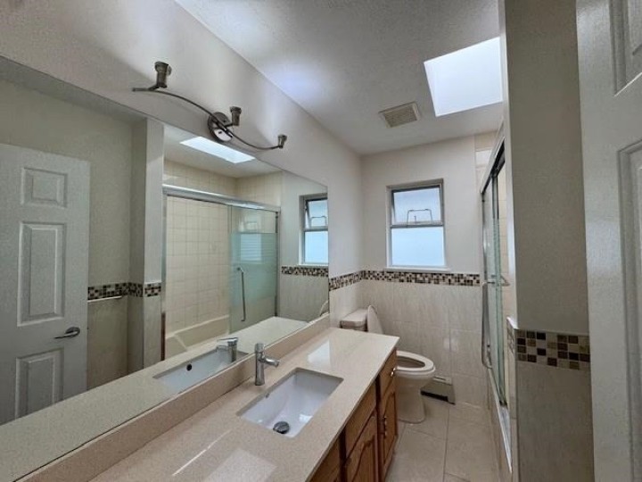 Photo 11 at 1266 E 63rd Avenue, South Vancouver, Vancouver East