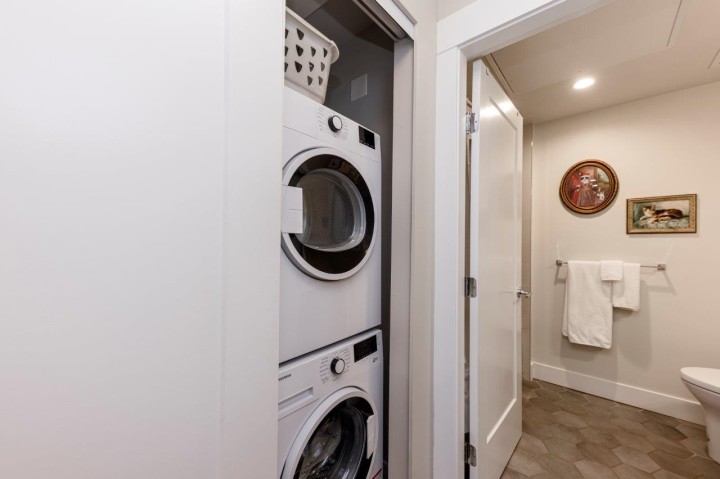 Photo 30 at 503 - 1496 Charlotte Road, Lynnmour, North Vancouver