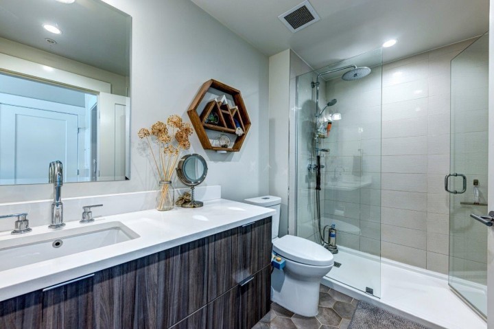 Photo 25 at 503 - 1496 Charlotte Road, Lynnmour, North Vancouver