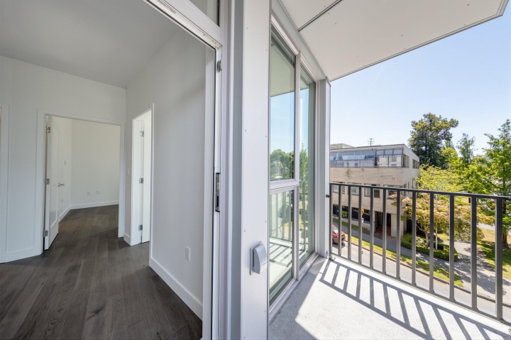Photo 5 at 305 - 2888 Arbutus Street, Kitsilano, Vancouver West