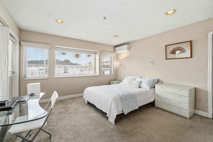 Photo 13 at 2275 Bonaccord Drive, Fraserview VE, Vancouver East