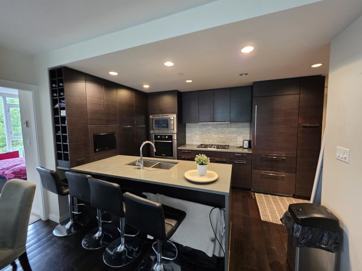 Photo 9 at 302 - 5868 Agronomy Road, University VW, Vancouver West