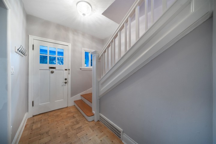 Photo 13 at 2528 Adanac Street, Renfrew VE, Vancouver East