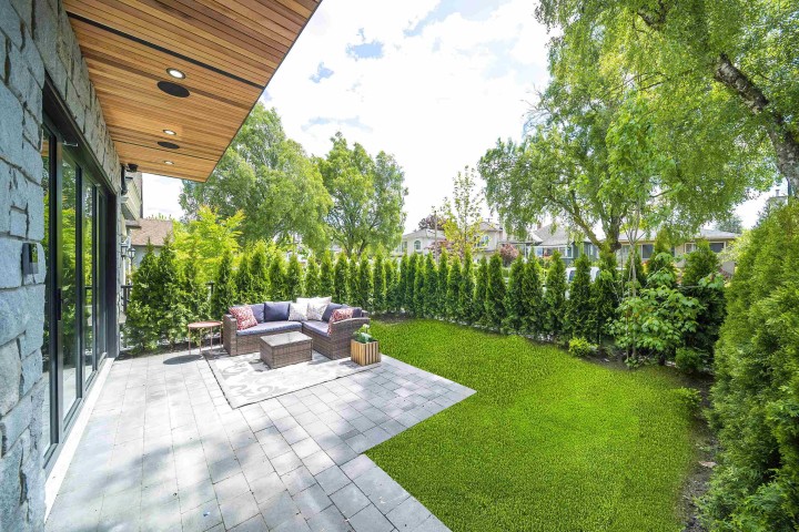 Photo 27 at 1 - 2777 E 27th Avenue, Renfrew Heights, Vancouver East