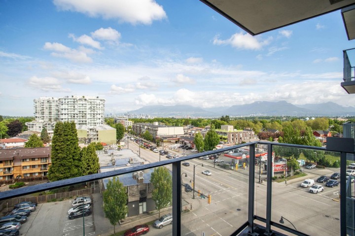 Photo 11 at 810 - 4815 Eldorado Mews, Collingwood VE, Vancouver East