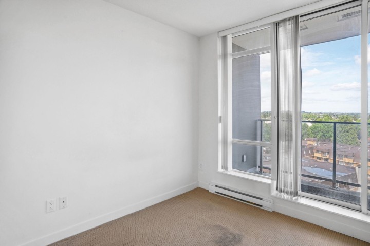 Photo 8 at 810 - 4815 Eldorado Mews, Collingwood VE, Vancouver East