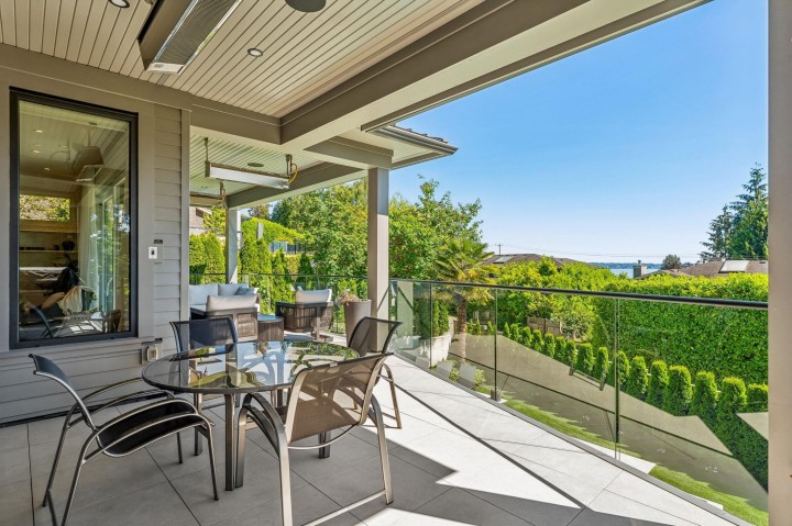Photo 11 at 2668 Haywood Avenue, Dundarave, West Vancouver