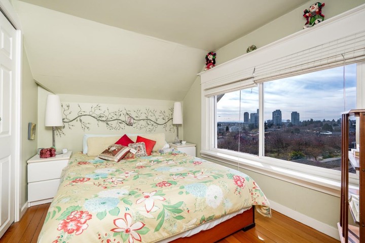 Photo 23 at 111 E 61st Avenue, South Vancouver, Vancouver East