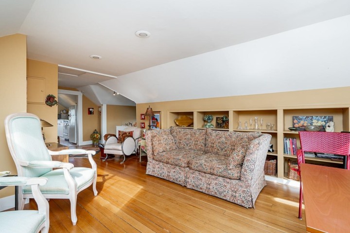 Photo 22 at 111 E 61st Avenue, South Vancouver, Vancouver East