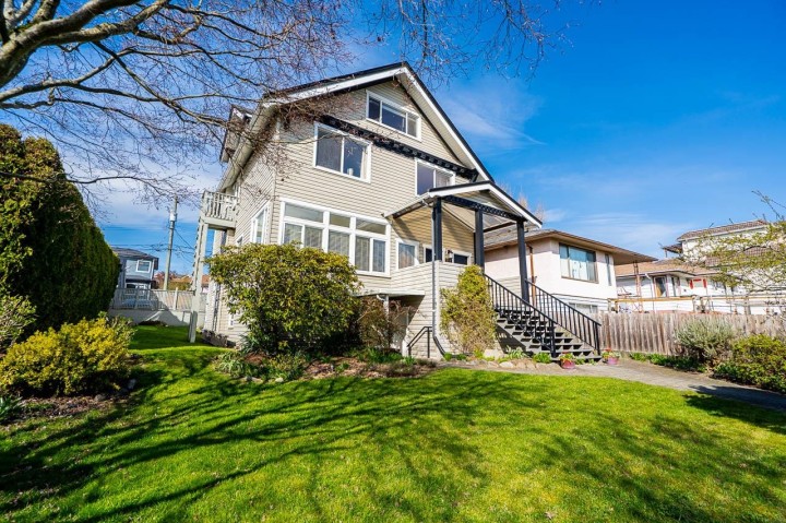 Photo 37 at 111 E 61st Avenue, South Vancouver, Vancouver East