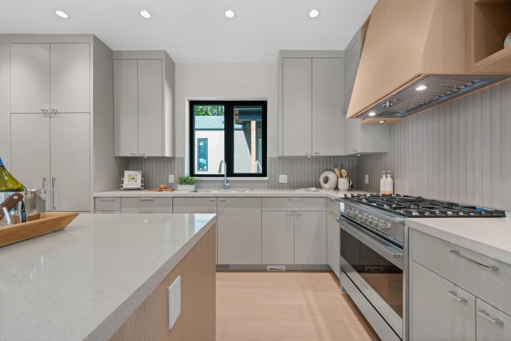 Photo 10 at 5663 Westport Road, Eagle Harbour, West Vancouver