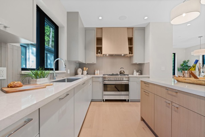 Photo 11 at 5663 Westport Road, Eagle Harbour, West Vancouver