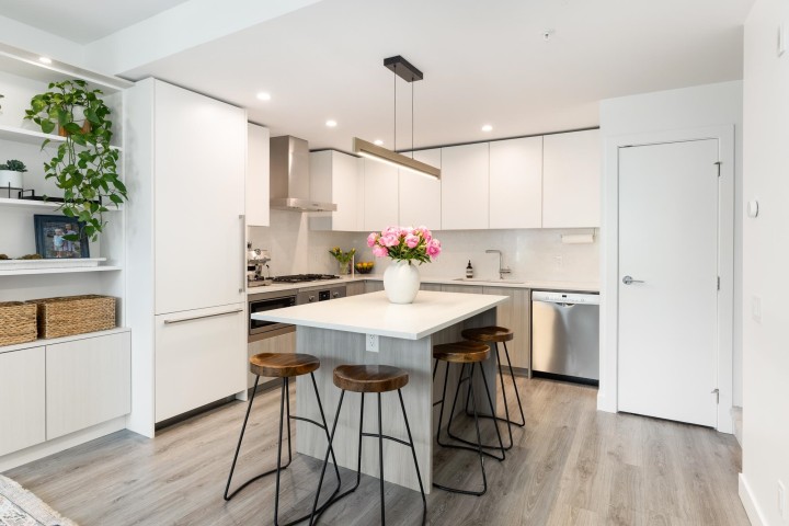 Photo 10 at 215 - 2060 Curling Road, Pemberton NV, North Vancouver
