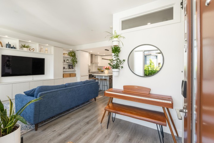 Photo 4 at 215 - 2060 Curling Road, Pemberton NV, North Vancouver