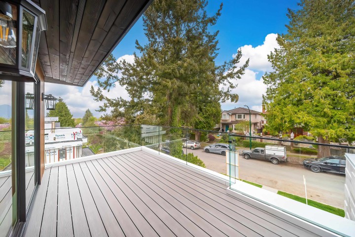 Photo 12 at 1 - 5595 Fleming Street, Knight, Vancouver East