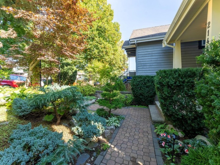 Photo 4 at 2144 E 4th Avenue, Grandview Woodland, Vancouver East