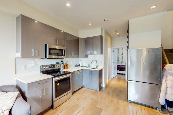 Photo 34 at 2553 Western Avenue, Upper Lonsdale, North Vancouver