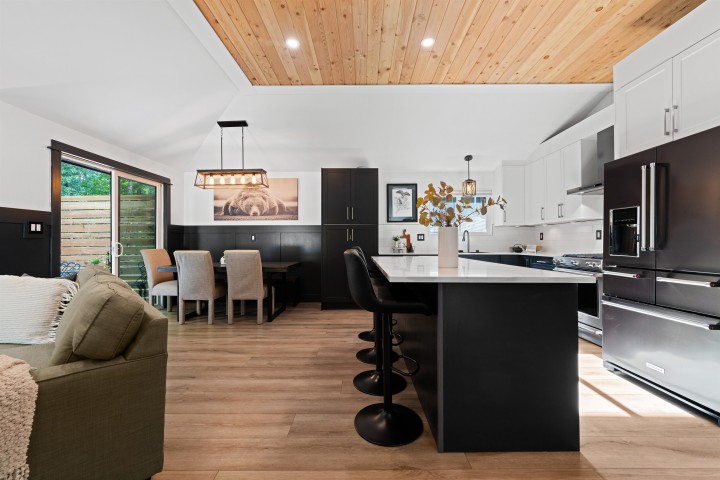 Photo 6 at 1430 Draycott Road, Lynn Valley, North Vancouver