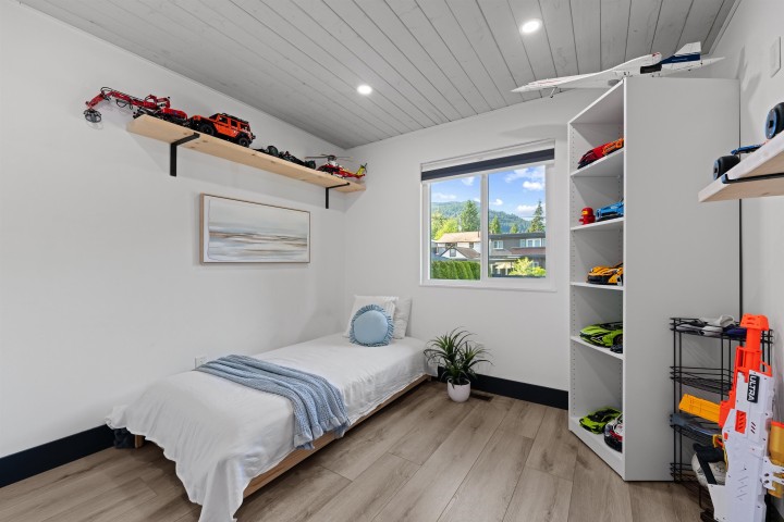 Photo 14 at 1430 Draycott Road, Lynn Valley, North Vancouver