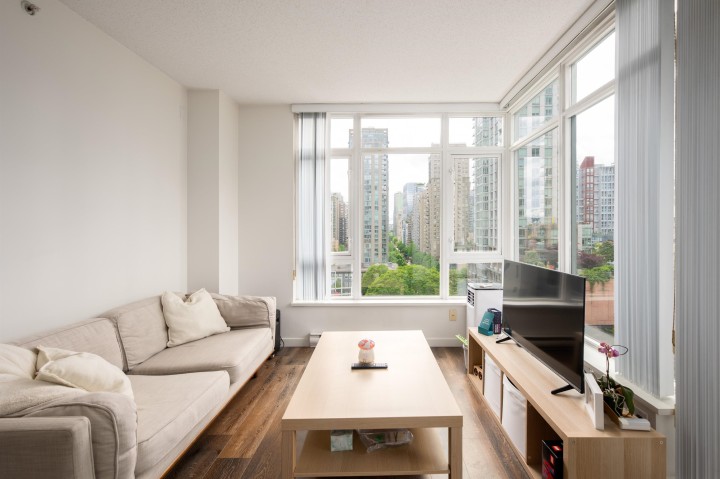 Photo 4 at 801 - 480 Robson Street, Downtown VW, Vancouver West