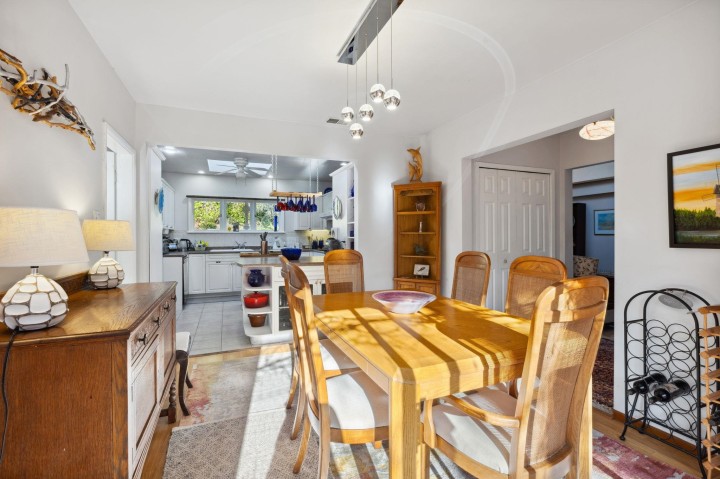 Photo 16 at 4028 Rose Crescent, Sandy Cove, West Vancouver