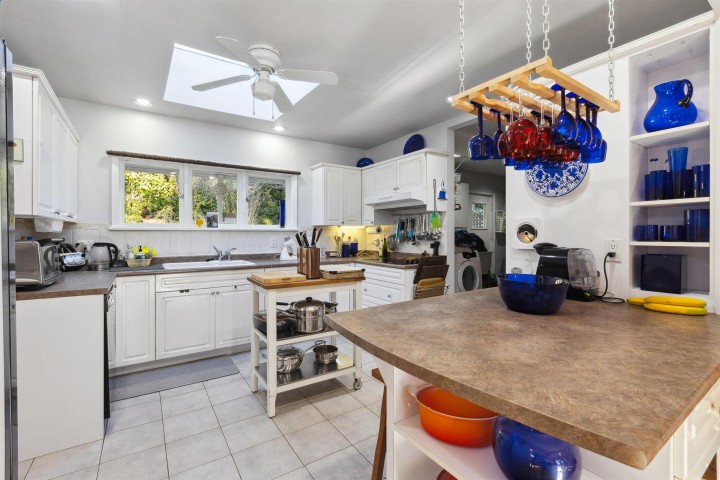 Photo 9 at 4028 Rose Crescent, Sandy Cove, West Vancouver