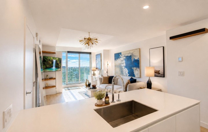 Photo 4 at 3809 - 1480 Howe Street, Yaletown, Vancouver West