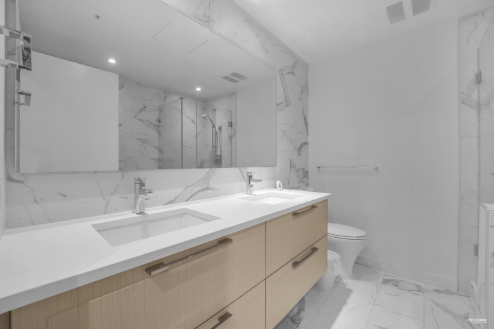 Photo 12 at 109 - 6677 Cambie Street, South Cambie, Vancouver West