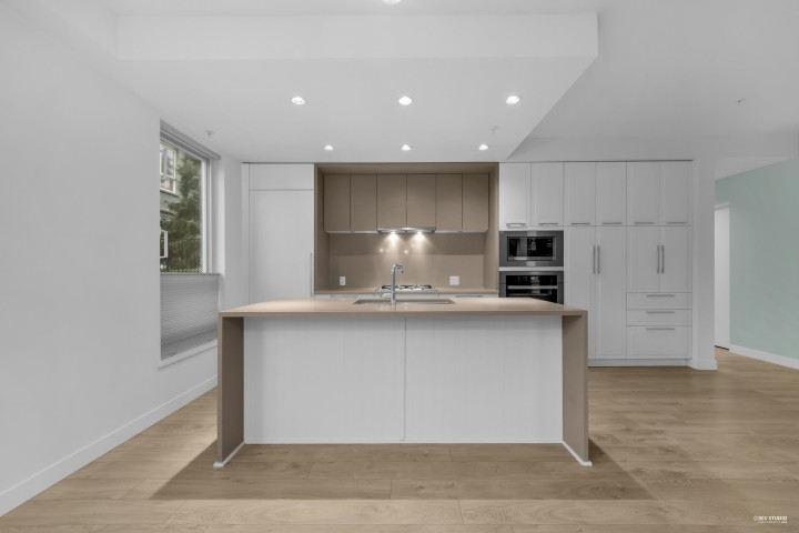 Photo 9 at 109 - 6677 Cambie Street, South Cambie, Vancouver West