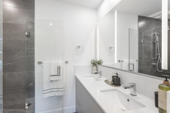 Photo 17 at 103 - 342 Mountain Highway, Lynnmour, North Vancouver